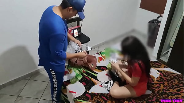 Participates in a Cosplay Contest and her Step Uncle Tricks her with an Erotic Suit to Take Advantage of her Cute and Take Pictures of her  