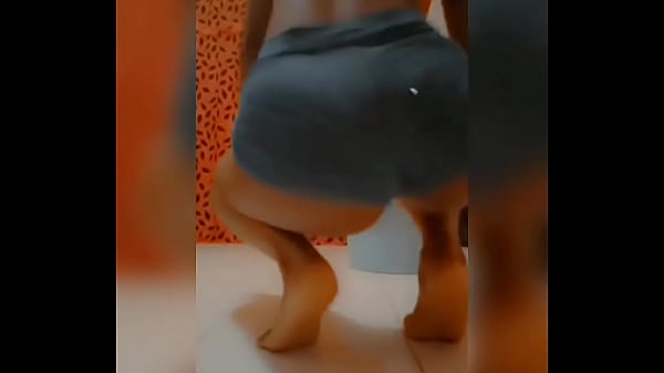 Twerking dancing ass fuck  
