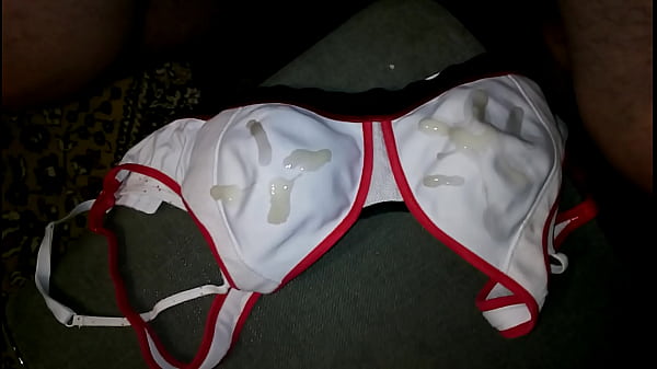 cum bra crossdress 