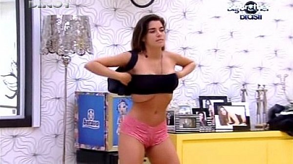 La&iacute;sa Safada s&oacute; de Calcinha e Renata sem Suti&atilde;