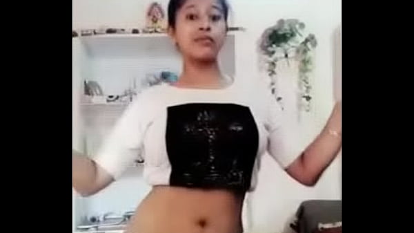 Mari sexy behan apne boyfriend se chudna chahti h