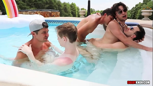 Five Gays get Wet AND Wild -BAREBACK-