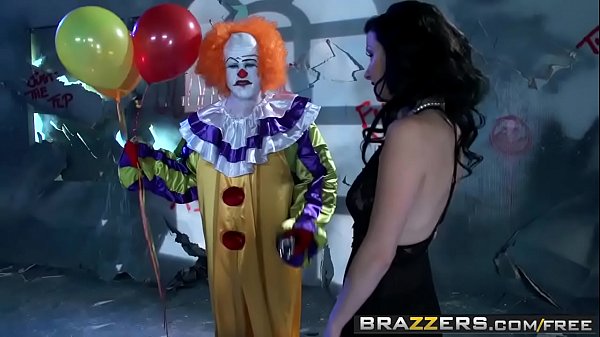 Brazzers - Dirty Masseur - Veruca James and Bill Bailey -  I Had the Strangest Dream Last Night