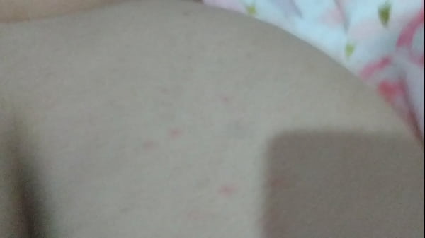 Neg&atilde;o fudendo, o rabo da branquela  