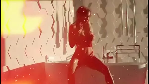 What&rsquo;s the first thing that you noticed?RT this video and get more ?️?️ movie on your DM ?  