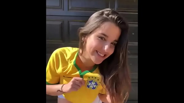 Video de novinha gostosa de bumbum gigante somulhergostosa.com