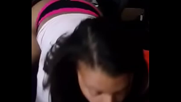 Good head from a thick Spanish bitch