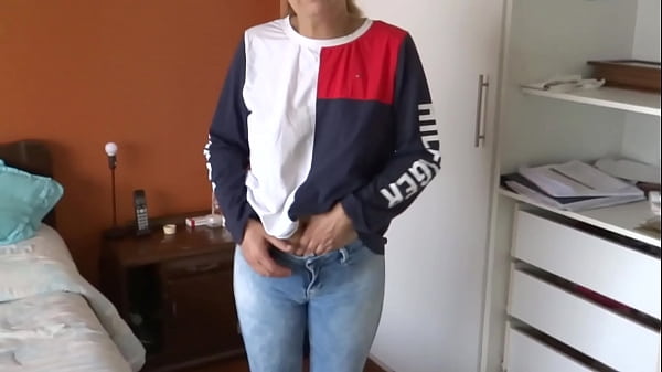 My wife's sister wants to fuck with her stepson, she masturbates, big cumshot from huge cock 