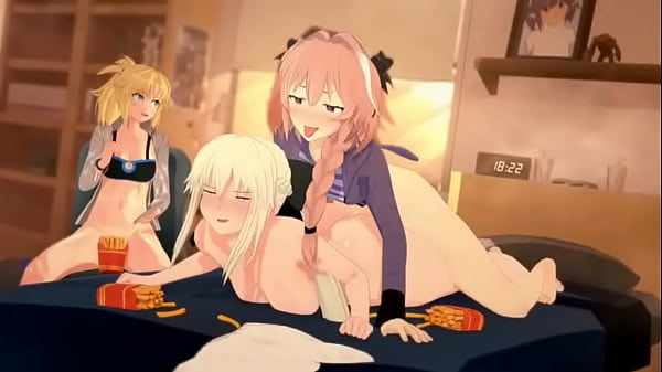 Astolfo femboy coge a madura rubia 