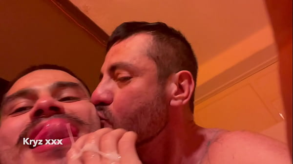 Usa mi culo peludo para su placer. PARTE 4 