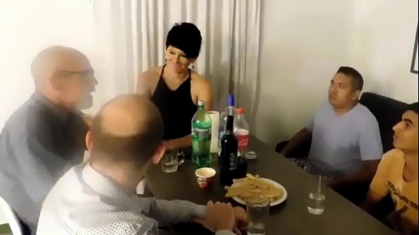 cogiendo  a la esposa  puta  del  encargado