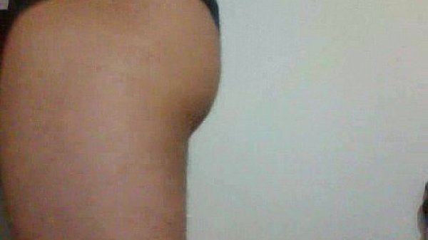 Bunda quente rebolando