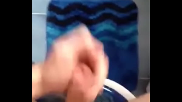 Gay teen stud masturbates with happy end 