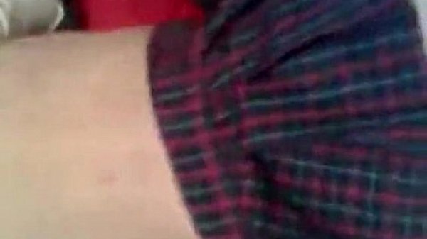 amiga de colegio de una prima me pide qe le de mas. me encanta qe sean arrrechas