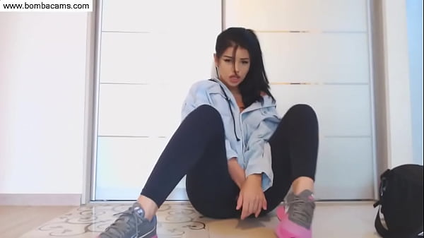 Beautiful Brunette Teen Babe Use 2 huge Dildo On Her Little Pussy  