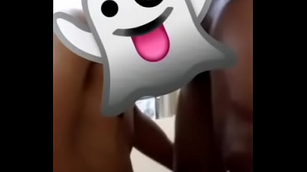 Mamando verga a venezolano  