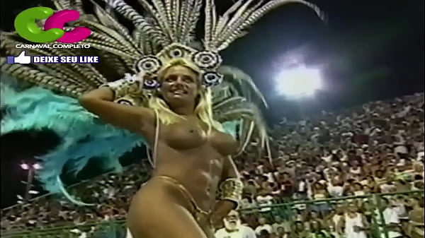 Cristina Maine Loira Deliciosa