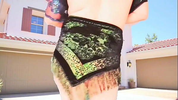 Pretty in Pink: Rocking Feminine Fashion 