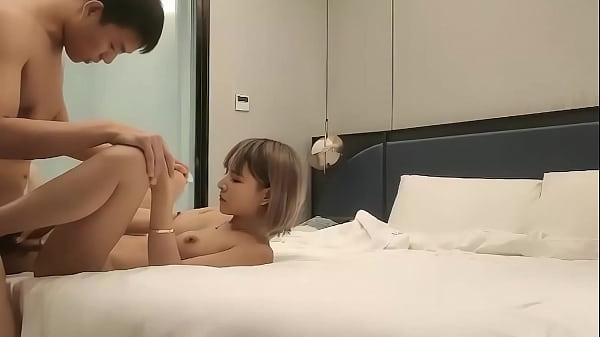 小姐姐很温柔的被干了a 啊