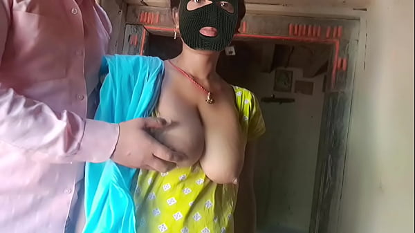 Deluwara Bhabhi Village Hot Girls Sex in Home