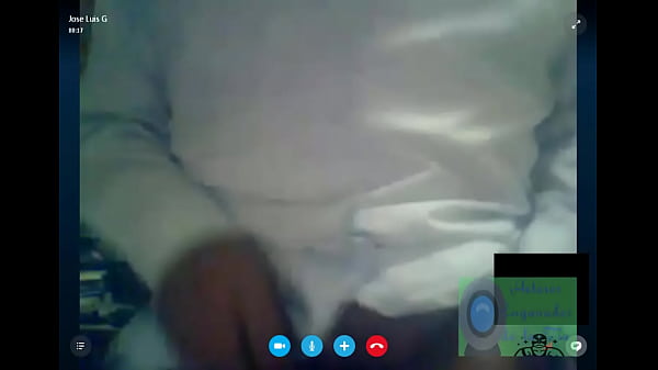 heterosexual enga&ntilde;ado