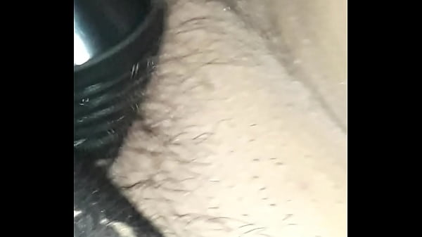 Esquentando a buceta da Sra. XP num chal&eacute; na montanha