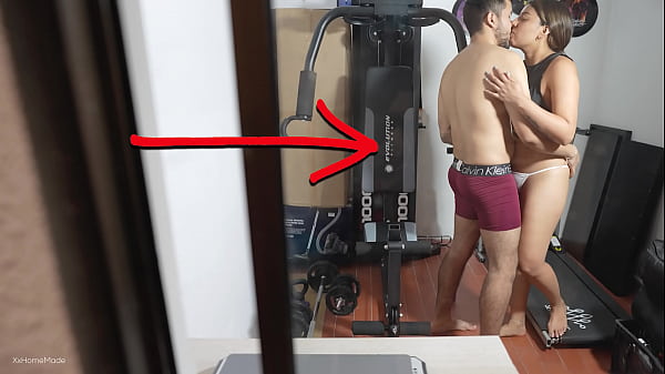 &iexcl;Grab&eacute; esto a trav&eacute;s de la ventana de mis vecinos!