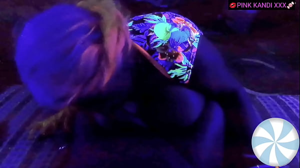 BLACK LIGHT TYPE NIGHT  