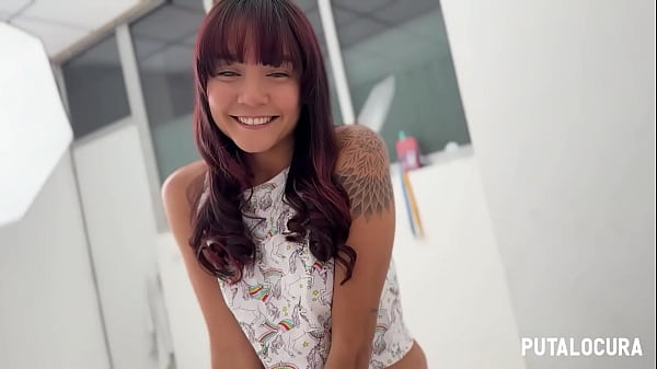 PutaLocura - Torbe se corre en el co&ntilde;o de la sexy colombiana petite Allison Sweet