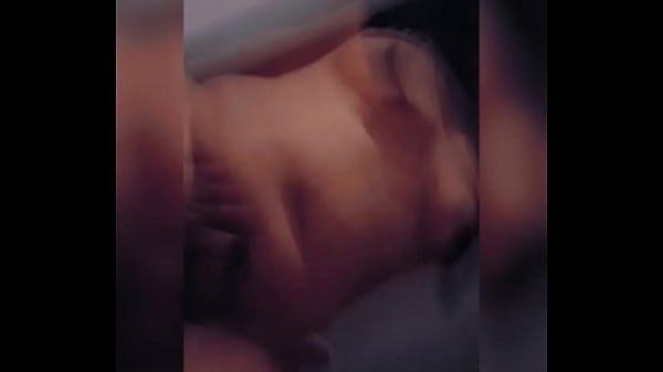 Le encanta meterse toda la verga en hoteles de paso  