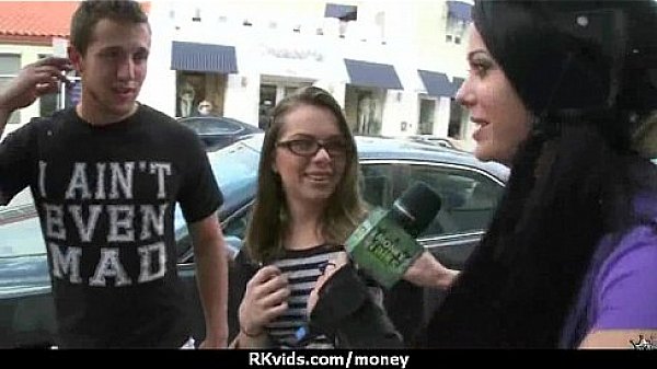 Amateur lets the pussy talk 3