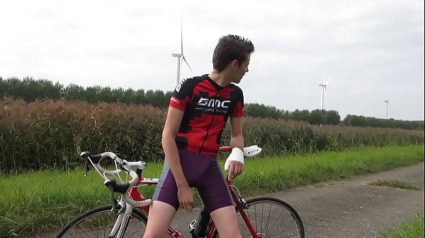 The lad cummed through his Bikeshorts