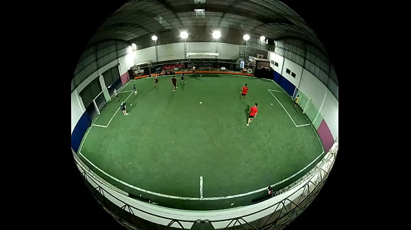 Chaval folla como desgraciado jugando f&uacute;tbol 5