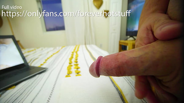 Guy Cums to hot porn  4k