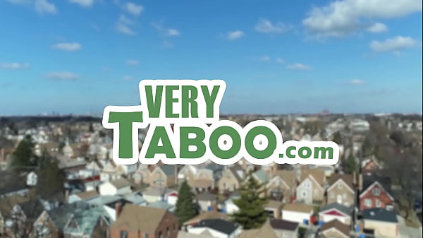 Family Twisted Games - Lila Love, Syren De Mer