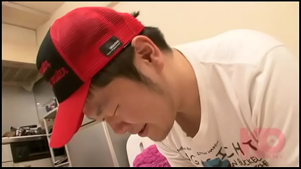 (1/3)デカマラピチピチ18才芋顔太平君登場!!セックスが進んでいくうちに&hellip;。