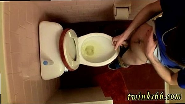 Boy gays have sex Unloading In The Toilet Bowl  