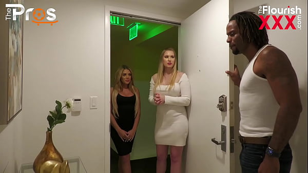 Trailer Vivianni has to get a deal done with an football player