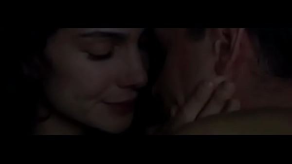 Annie Parisse Fully Nude in The Pacific