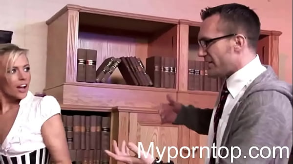 Group sex in a classroom with 1 guy for 5 girls