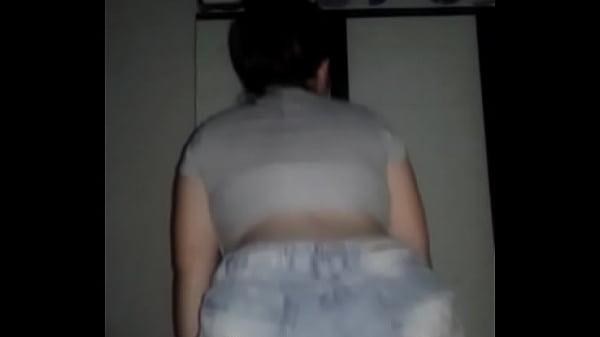 Dan&ccedil;ando Funk com cuzinho piscando