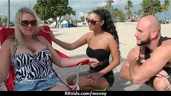 These horny amateurs know that money talks 8