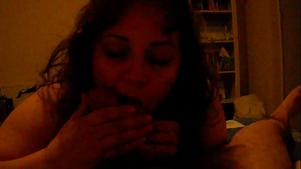 Pitu chupando rico.AVI