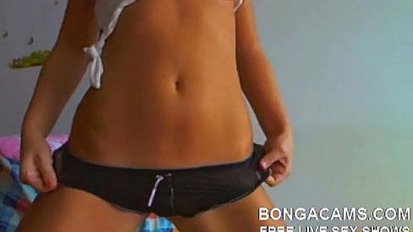 Tan Teen With Rockin' Body - Hottest Videos