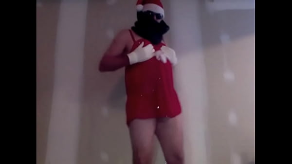 Xmas Crossdresser Dance