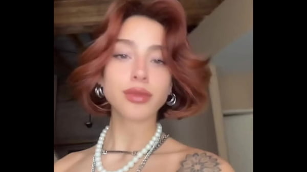 Streamer chilena en historias de instagram