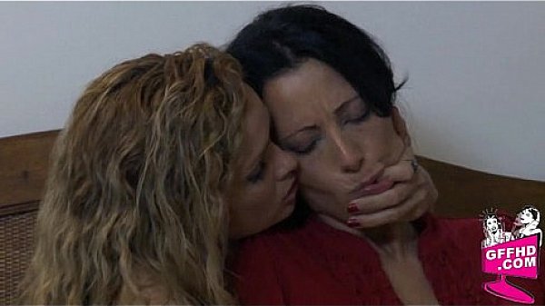 Sensual lesbains 0395