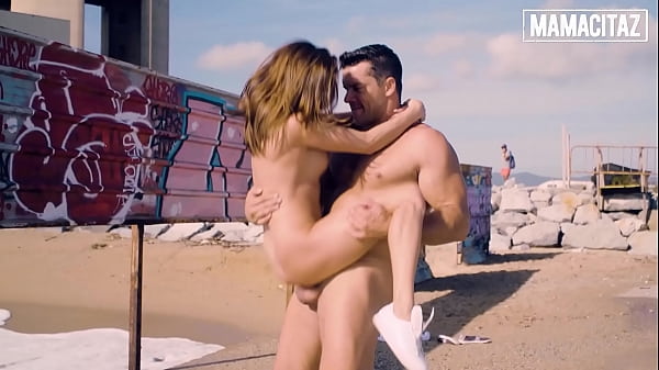 MAMACITAZ - HOT OUTDOOR SEX AT THE BEACH - Beach Sex Compilation 