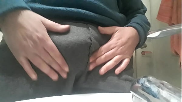 Pene paja acabada amateur maduro acabando leche calentita