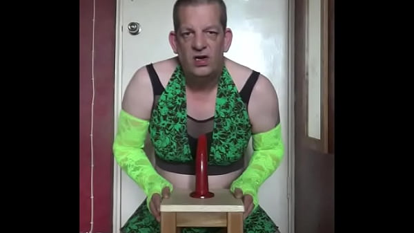 deepthroat dildo twice 